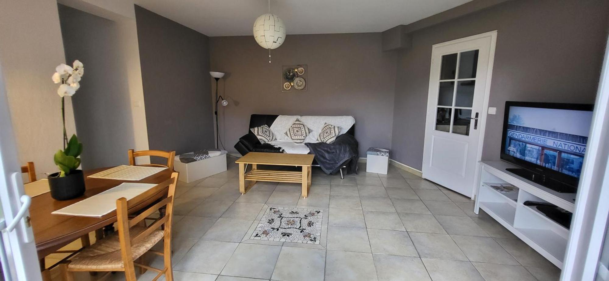 Maison De Plein Pied Avec Jardin Privatif Centre Ville Мийи-ла-Форе Экстерьер фото